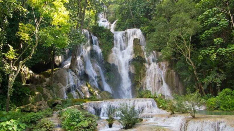 daily-trip-to-kuang-si-waterfall