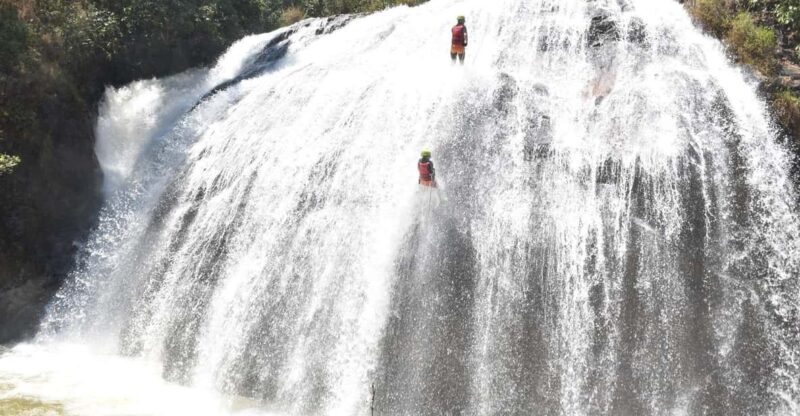 Dalat canyoning tour - Dive Into Dalat Canyoning
