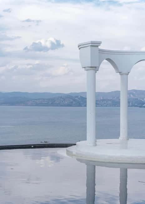 Dali Day Tour: Scenic Lakes, Bai Heritage & Tie-Dye Workshop - A Closer Look at the Itinerary