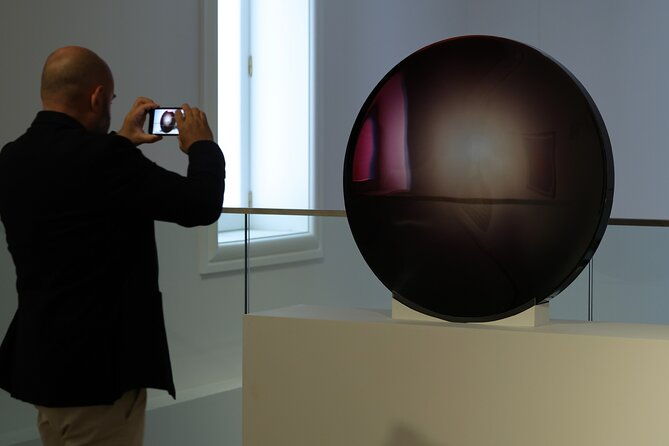 dali-universe-exhibition-atkinson-museum