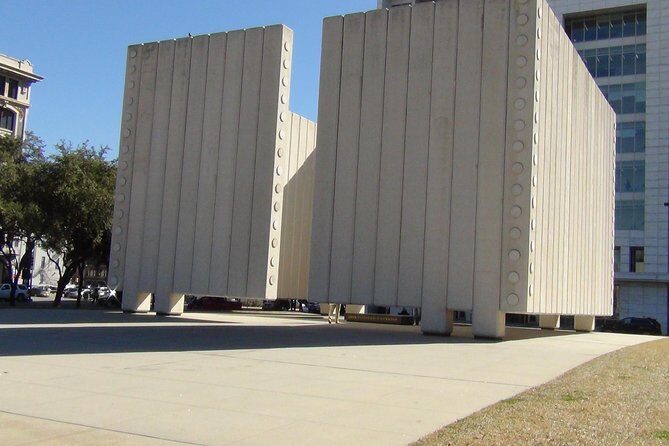 Dallas and JFK Full-Day Tour with Sixth Floor Museum and Oswald Rooming House - The Value of a Guided Dallas and JFK Tour