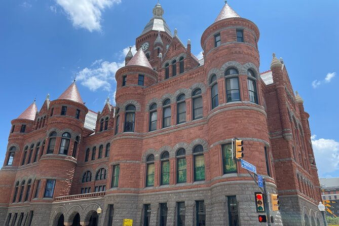 dallas-in-wonderland-a-self-guided-walking-tour-of-dallas