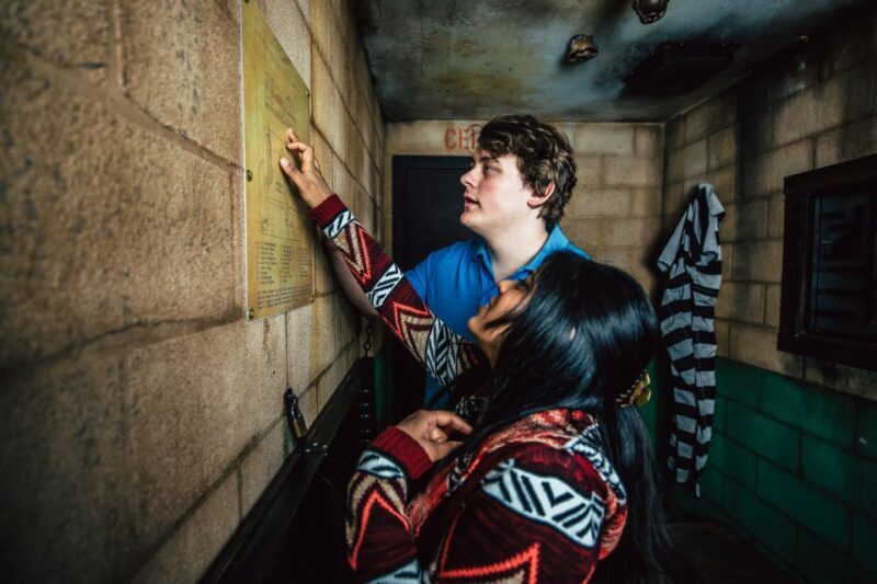 Dallas: The Escape Game Grapevine Adventure - The Experience Guides and Atmosphere