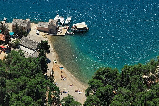 dalmatian-route-panoramic-flight-over-brac-hvar-solta-split-from-brac