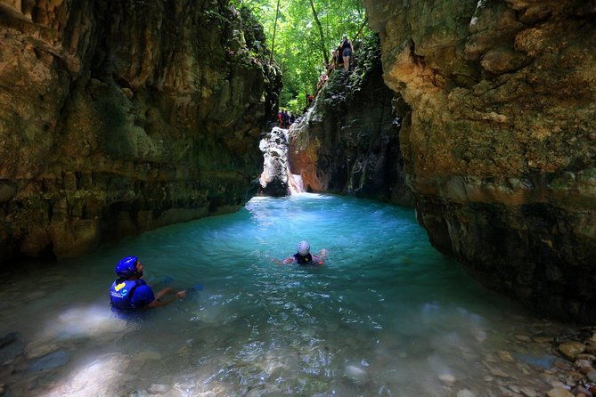 damajagua-waterfalls-excursion-with-lunch-buffet