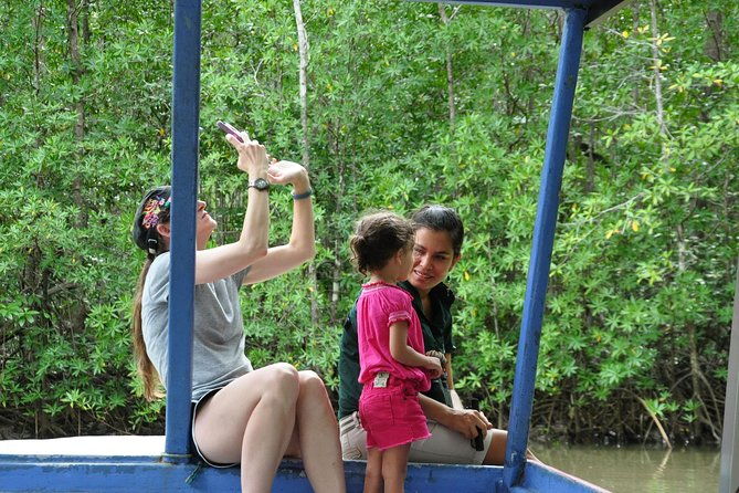damas-island-mangrove-boat-tour-from-manuel-antonio