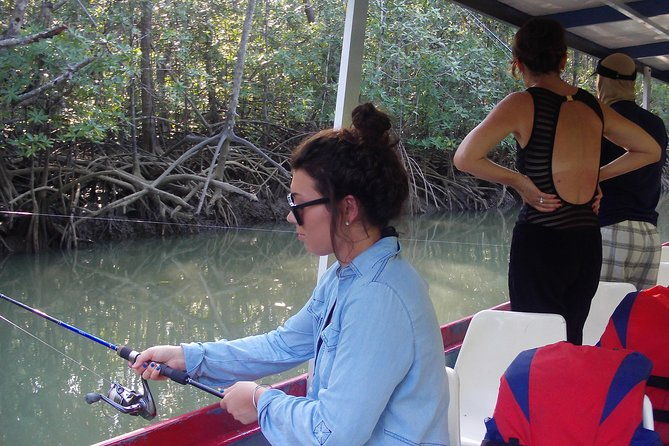 damas-island-mangrove-fishing-tour-from-manuel-antonio