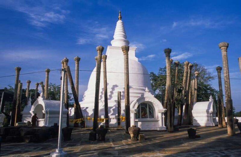 dambulla-anuradhapura-and-mihintale-day-tour