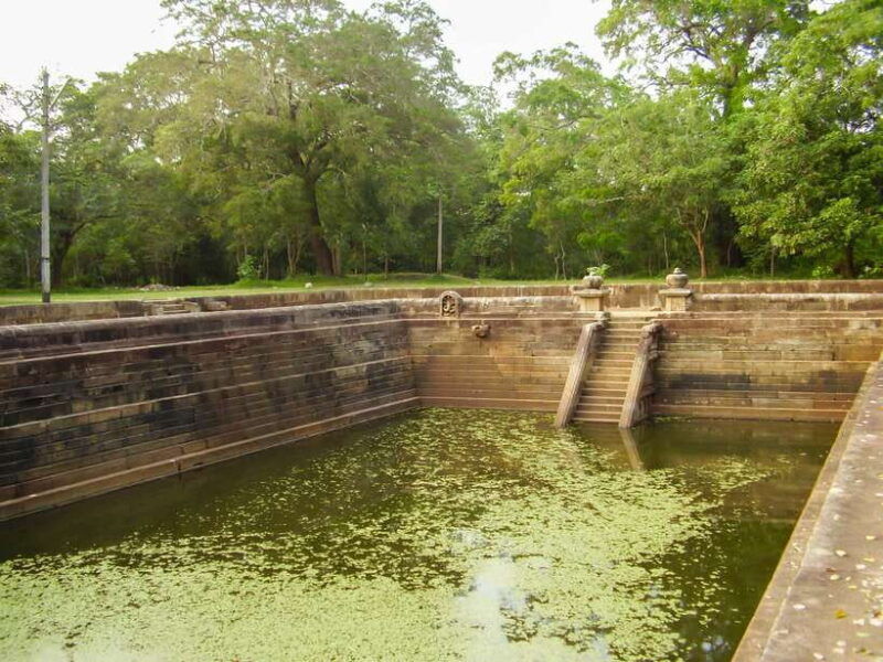 dambulla-anuradhapura-and-mihintale-day-tour