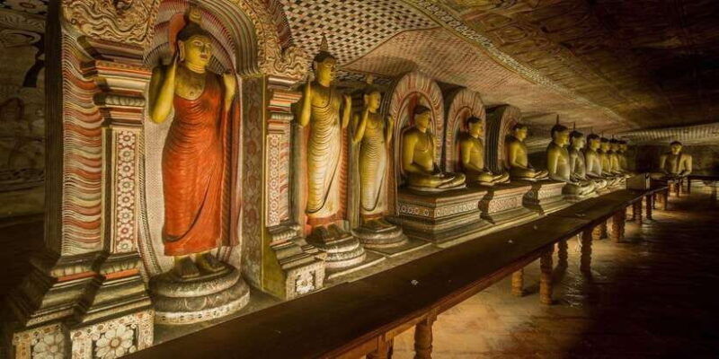 dambulla-cave-temple-and-village-all-inclusive-tour