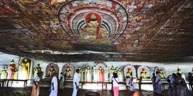 dambulla-cave-temple-and-village-all-inclusive-tour