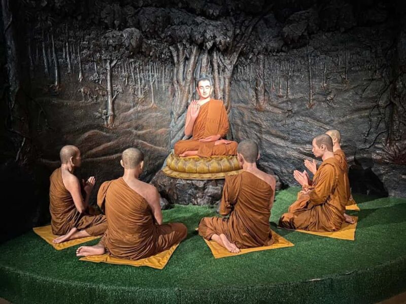 Damnoen Saduak Floating Market & Nakhon Pathom with Driver - The Value for Travelers