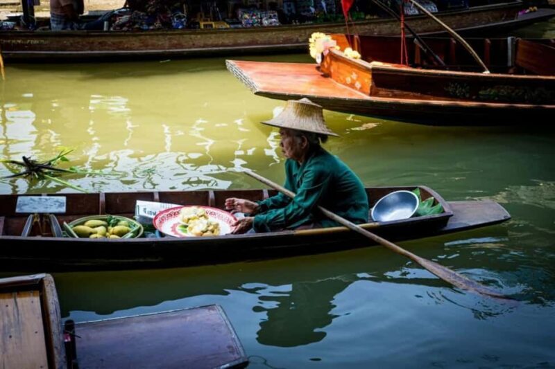 Damnoen Saduak Floating Market, Train with Pickup & Dropoff - An In-Depth Look at the Tour Experience