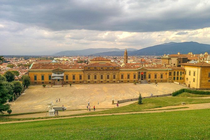 dan-browns-inferno-walk-with-a-local