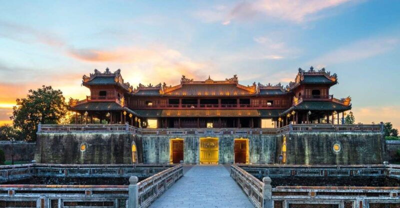 danang-hoi-an-hue-citadel-via-hai-van-pass-small-group-tour