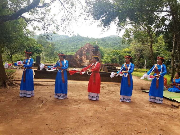 danang-my-son-sanctuary-and-river-cruise-7-30-am-12-30-pm