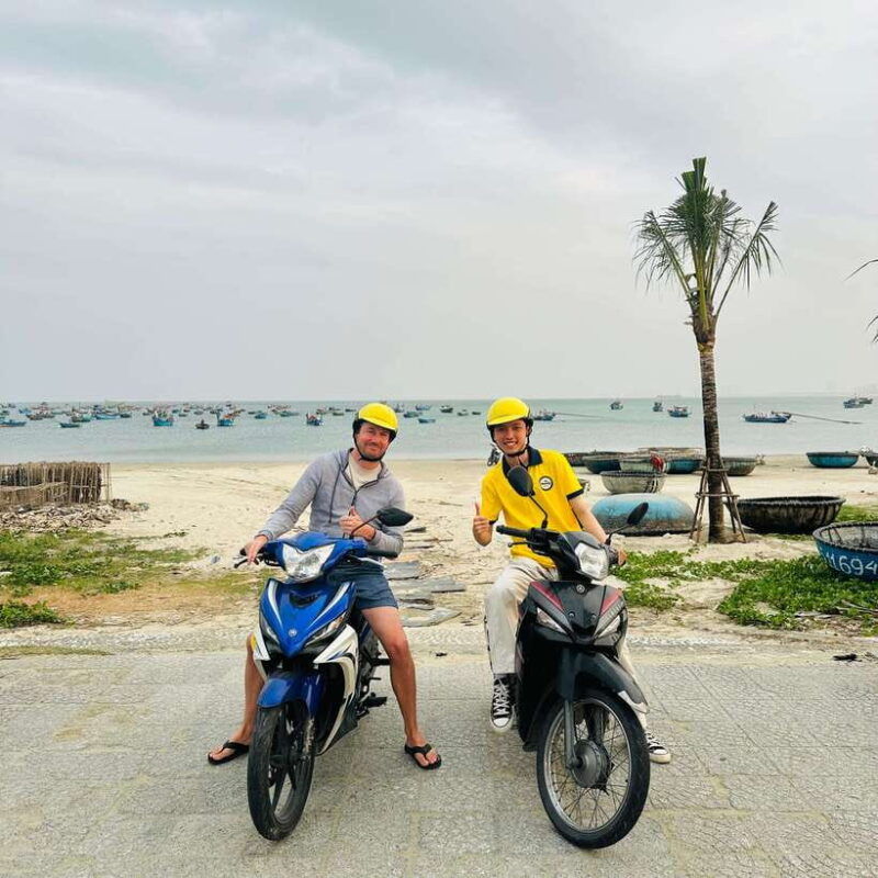 danang-private-guided-night-tour-and-bar