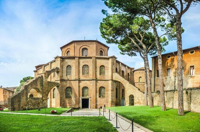 Dante's Ravenna: A Self-Guided Audio Tour - Exploring Ravenna with the VoiceMap Self-Guided Audio Tour