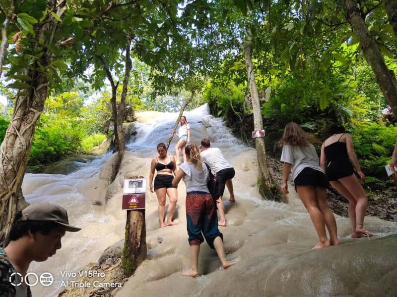 Dantewada, Sticky waterfalls, Wat banden, Paddy rice-field. - An Authentic Day in Chiang Mai: What to Expect