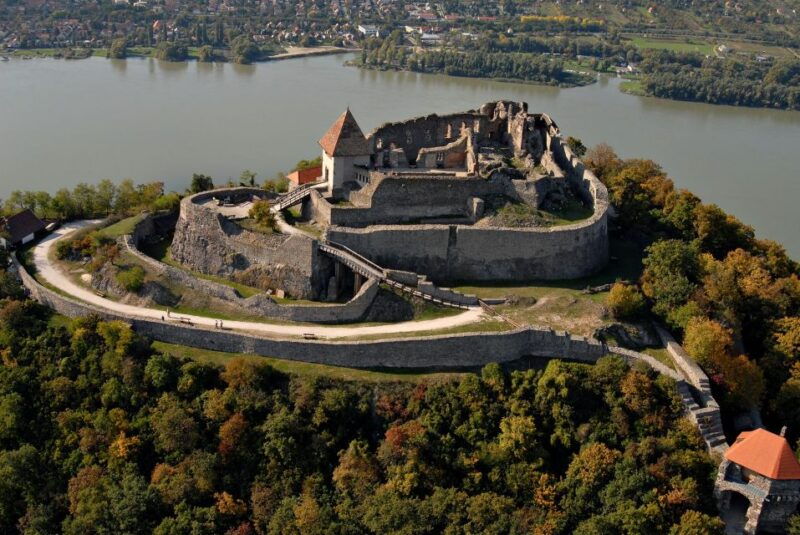 danube-bend-private-8-hour-full-board-tour-from-budapest