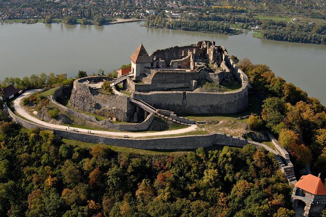 danube-bend-privately-with-full-board