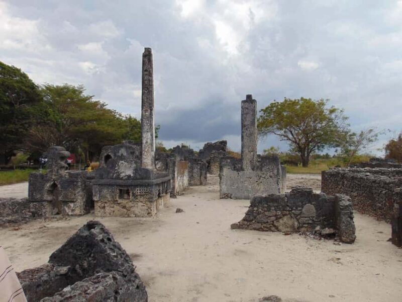 Dar es salaam: Day trip to Kaole Ruins & Bagamoyo - FAQs