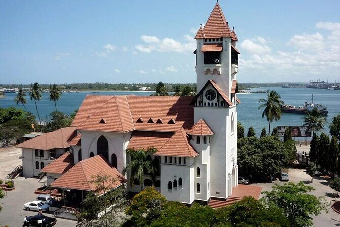 Dar es salaam Private City Tour with Professional Guide - Who Is This Tour Best For?