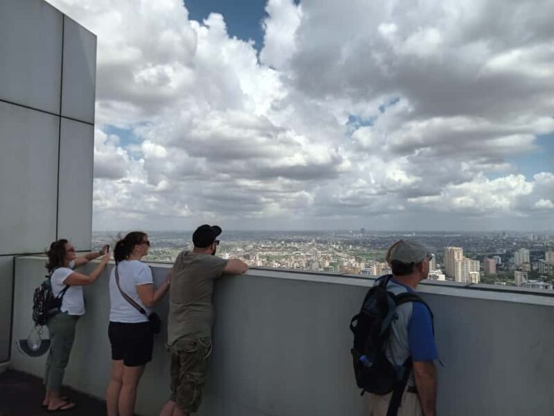 Dar es Salaam Walking Tour: History and Hidden Treasures - Exploring Local Life: Markets, Gardens, and Art