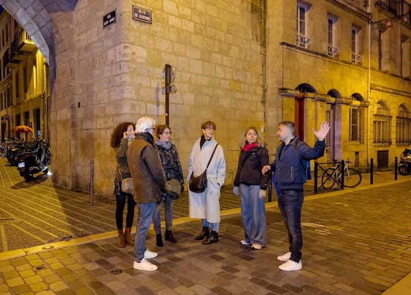 Dark Bordeaux: Ghosts, True Crimes, Eternal haunting Tales - Key Points