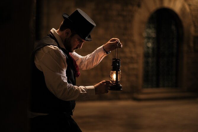 dark-history-and-legends-night-walk-of-gothic-quarter