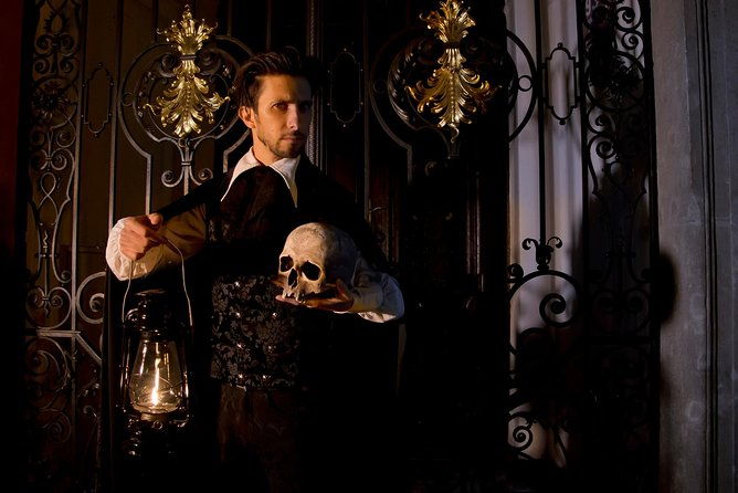 dark-shadows-of-the-old-town-a-self-guided-audio-tour-of-prague