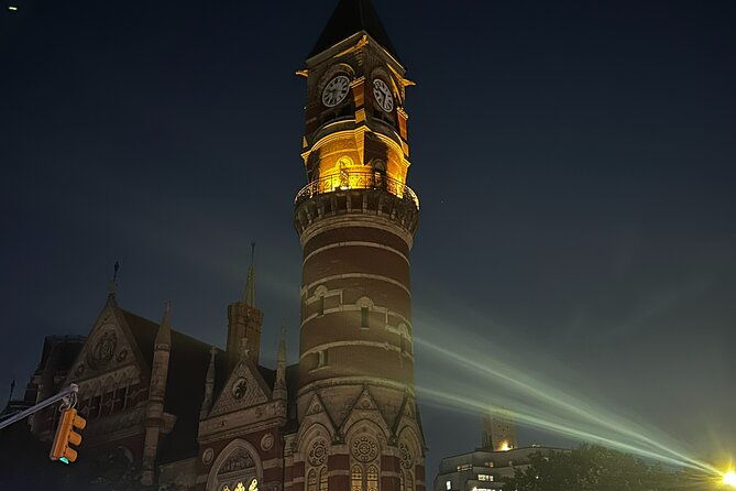 dark-side-ghosts-of-greenwich-village-at-night-2