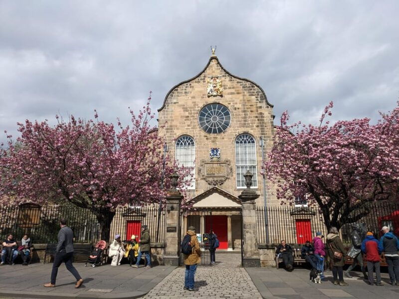 dark-stories-of-edinburgh-walking-tour-in-french