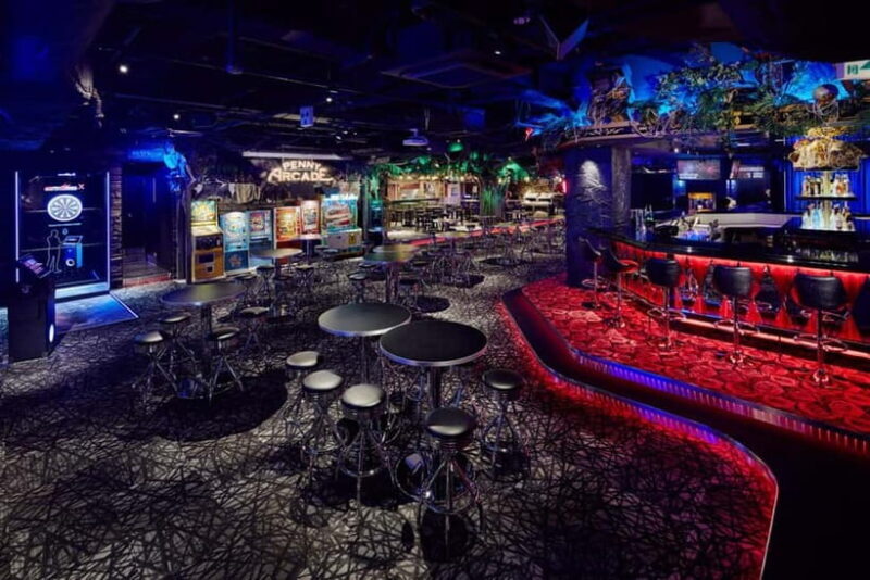 Darts & Billards Amusement BarOsaka BeeRUSH minami branch - Practical Recommendations for Travelers