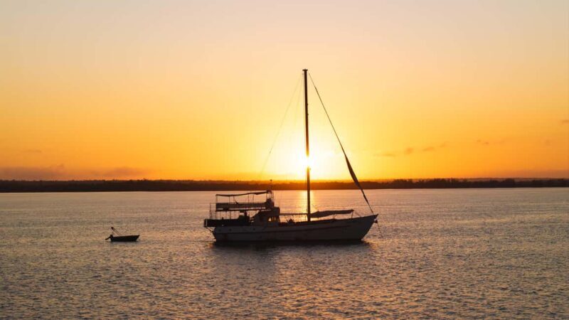 Darwin: Cape Adieu Sunset Cruise with 4-Course Dinner - What to Expect on the Cape Adieu Sunset Cruise