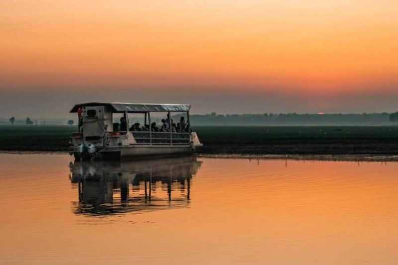 Darwin: Sunset Kakadu National Park with Yellow Water Cruise - Dinner and Reflection