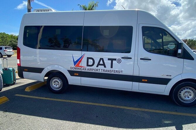 dat-punta-cana-transfer-to-live-aqua-round-trip