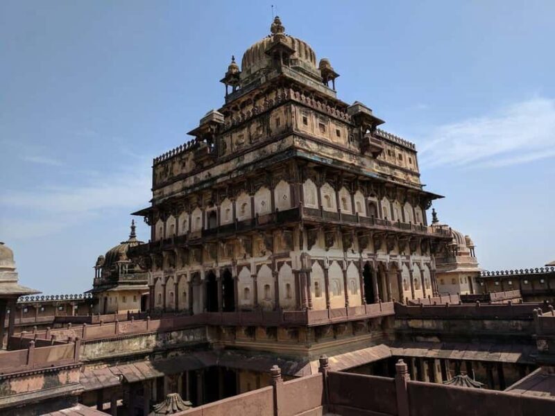 Datia: Bir Singh Palace, Peetambara Peeth & Sonagiri Tour - A Detailed Look at the Tour Experience