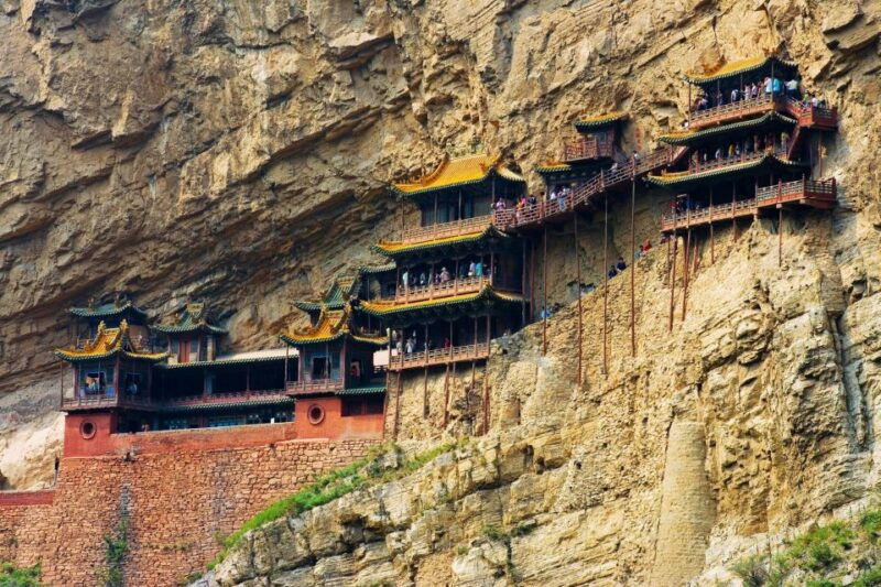 datong-hanging-temple-and-yungang-grottoes-private-tour