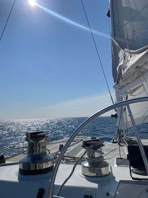 Day cruise on a maxi-catamaran in Quiberon Bay - What You Can Expect Onboard