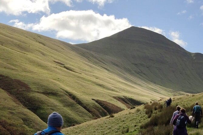 day-hike-pen-y-fan-by-routes-less-travelled