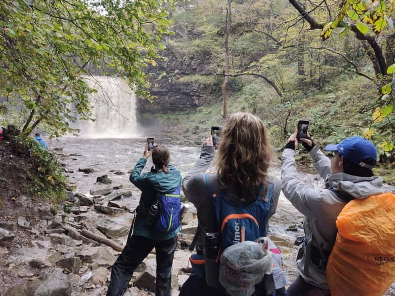 Day Hike: The Six Waterfalls Of The Brecon Beacons - Key Points