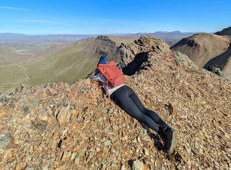 Day Hike to Moskardshnjukar: The Knifes Edge - moderate - A Detailed Look at the Day Hike to Moskardshnjukar: The Knife’s Edge