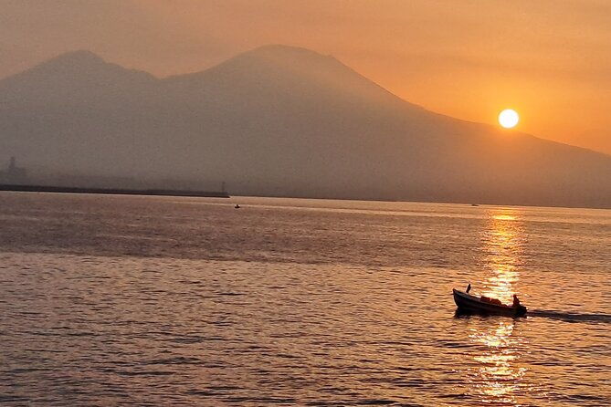 day-on-a-private-and-guided-tour-of-pompeii-and-naples-with-lunch
