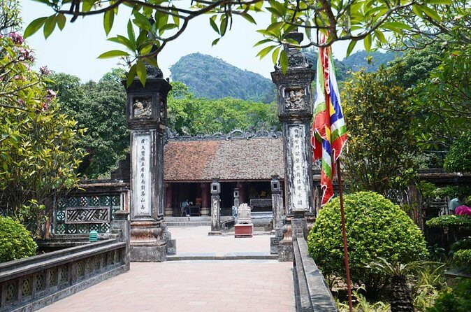 Day Tour at Hoa Lu, Tam Coc and Ninh Binh in Vietnam - FAQ