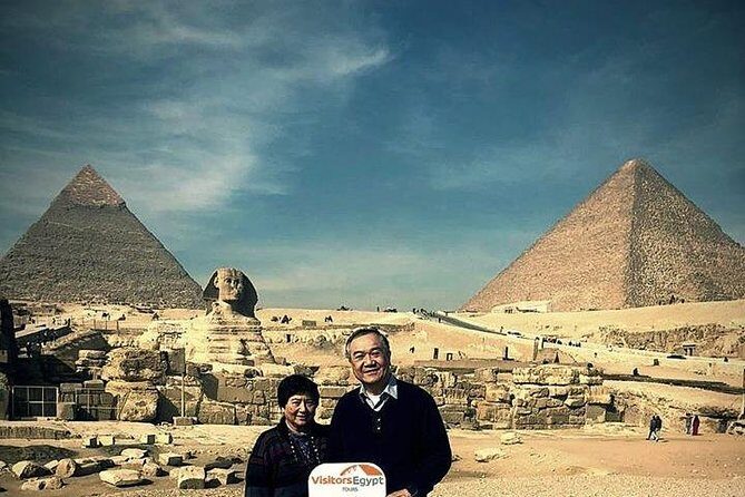 Day Tour at The Pyramids, Sakkara, Dahshur - The Guide’s Role & Knowledge