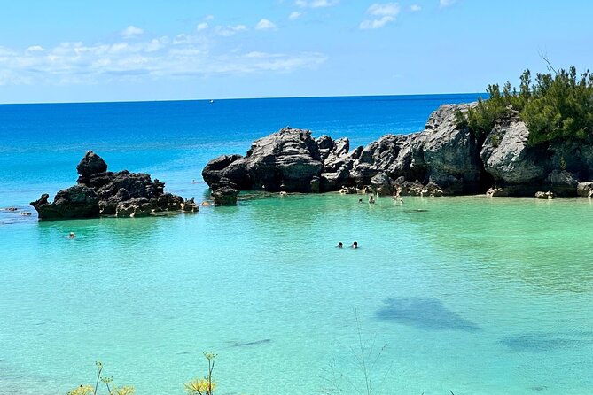day-tour-crystal-cave-st-george-and-tobacco-bay-beach