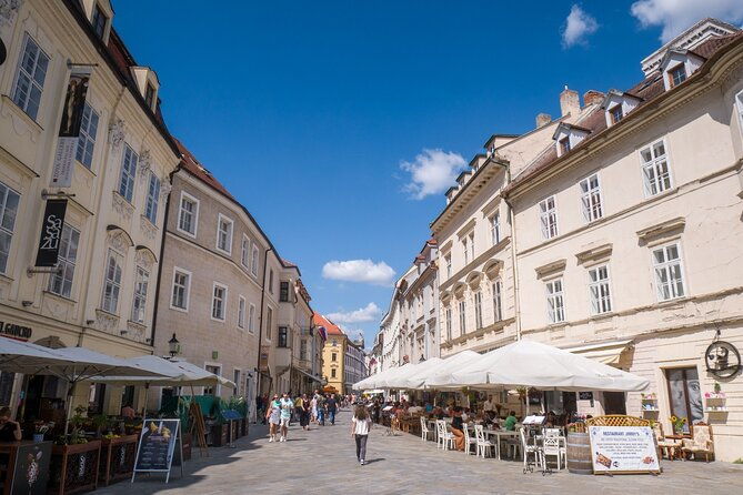 day-tour-from-prague-to-vienna-bratislava-with-private-transfer