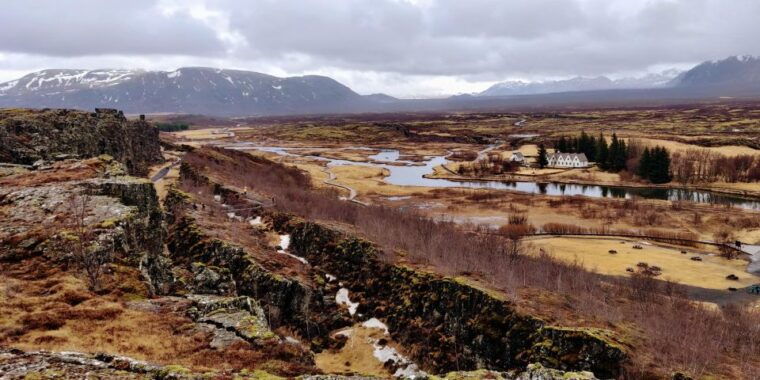 day-tour-from-reykjavik-kef-hveragerdi-selfoss-or-hella