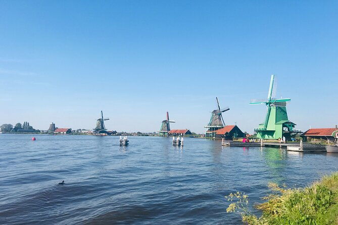 day-tour-giethoorn-afsluitdijk-and-zaanse-schans-with-boat-cruise